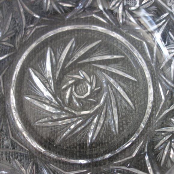 Vintage Fancy Glass Heavy Ash Tray - Picture 4 of 7